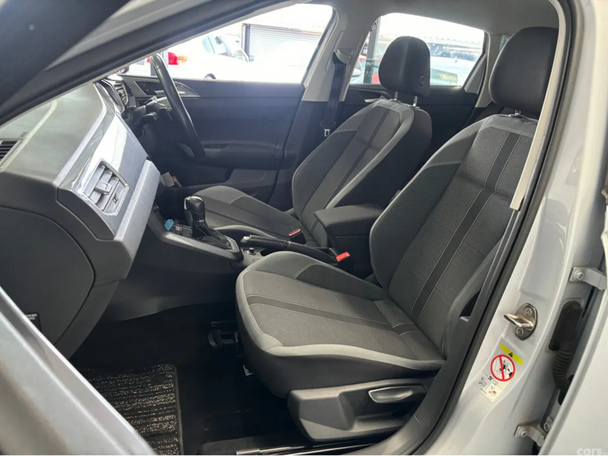 Volkswagen Polo Hatchback, Petrol, 2019, White