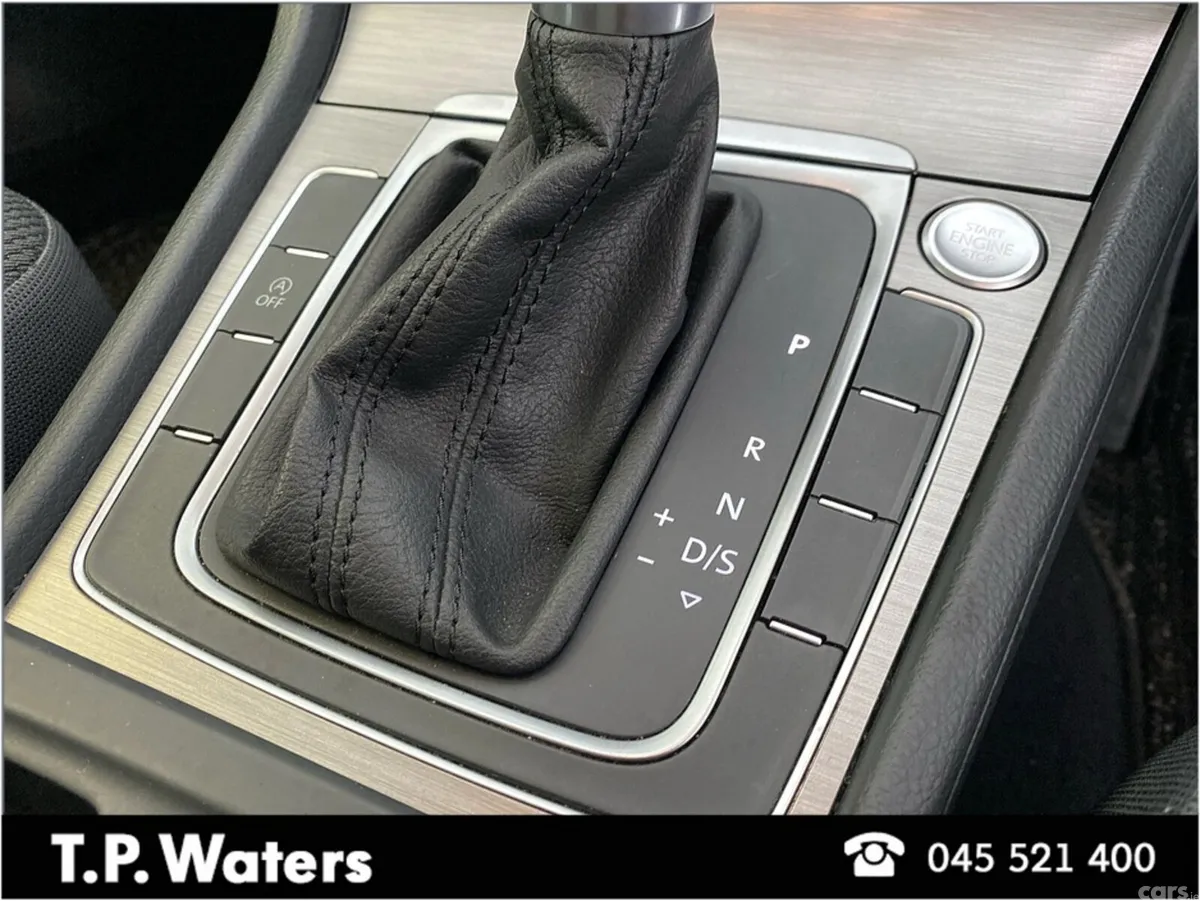 Volkswagen Golf Hatchback, Petrol, 2017, Black