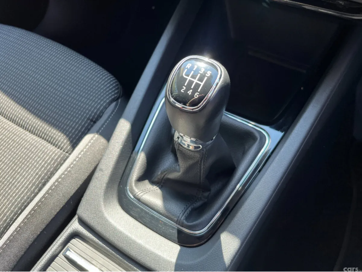 Skoda Octavia Saloon, Diesel, 2024, Black