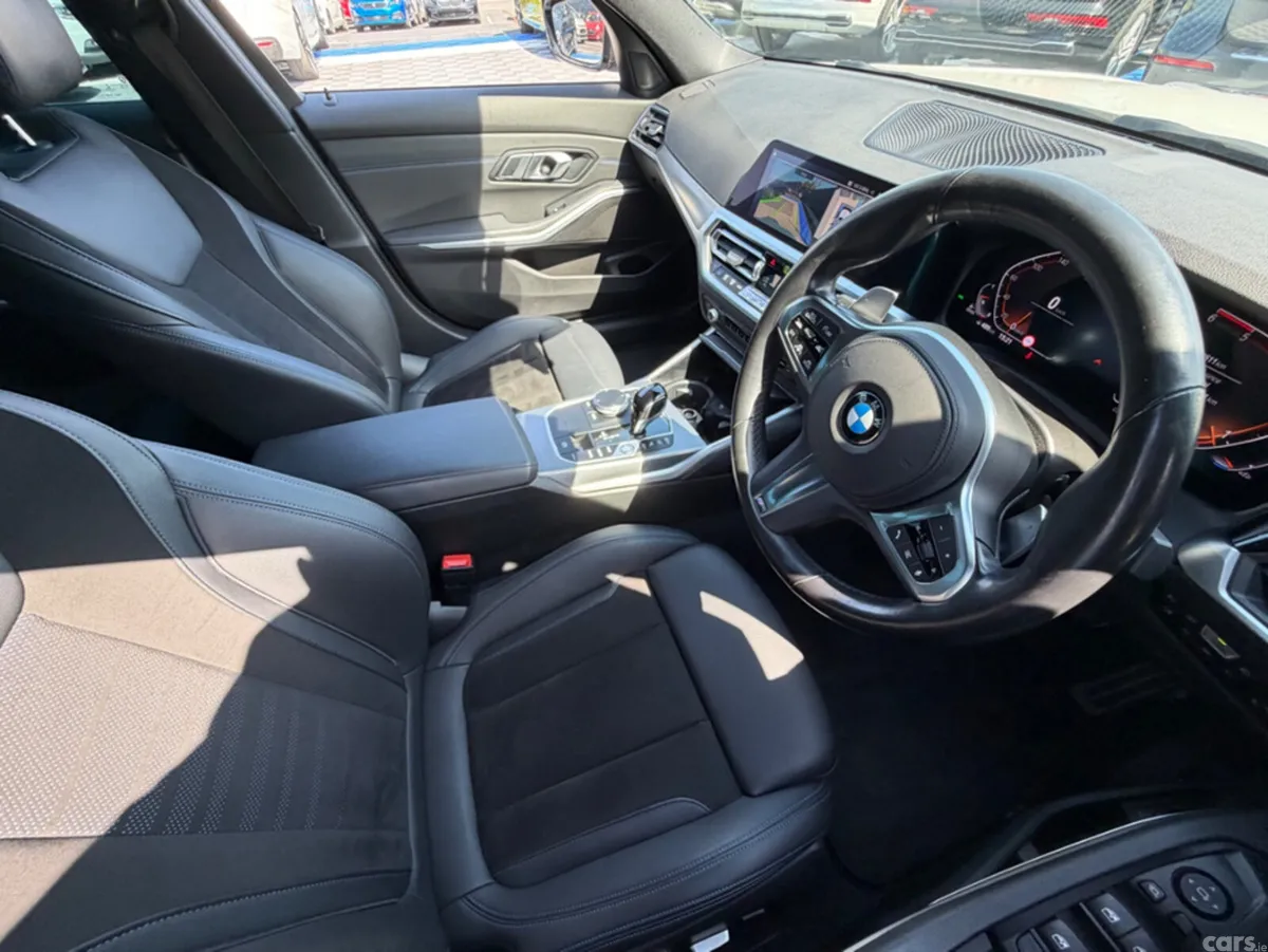 BMW 3-Series Saloon, Diesel, 2021, White
