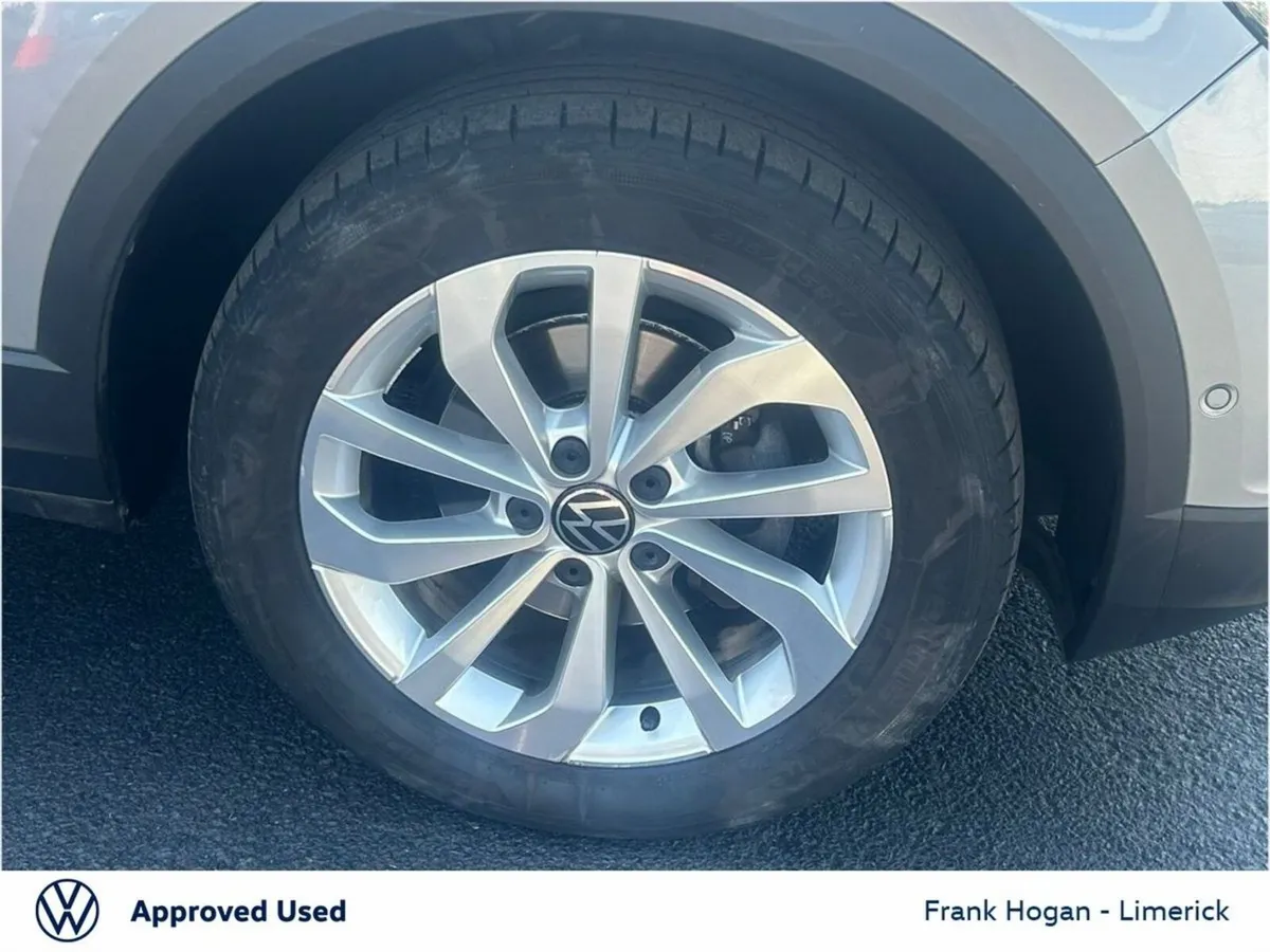 Volkswagen T-Roc SUV, Petrol, 2024, Grey
