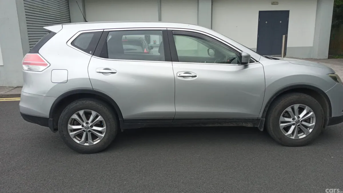 Nissan X-Trail SUV, Diesel, 2015, Silver