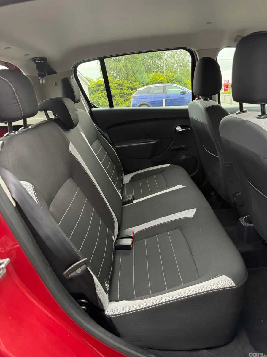 Dacia Sandero Stepway Hatchback, Diesel, 2018, Red