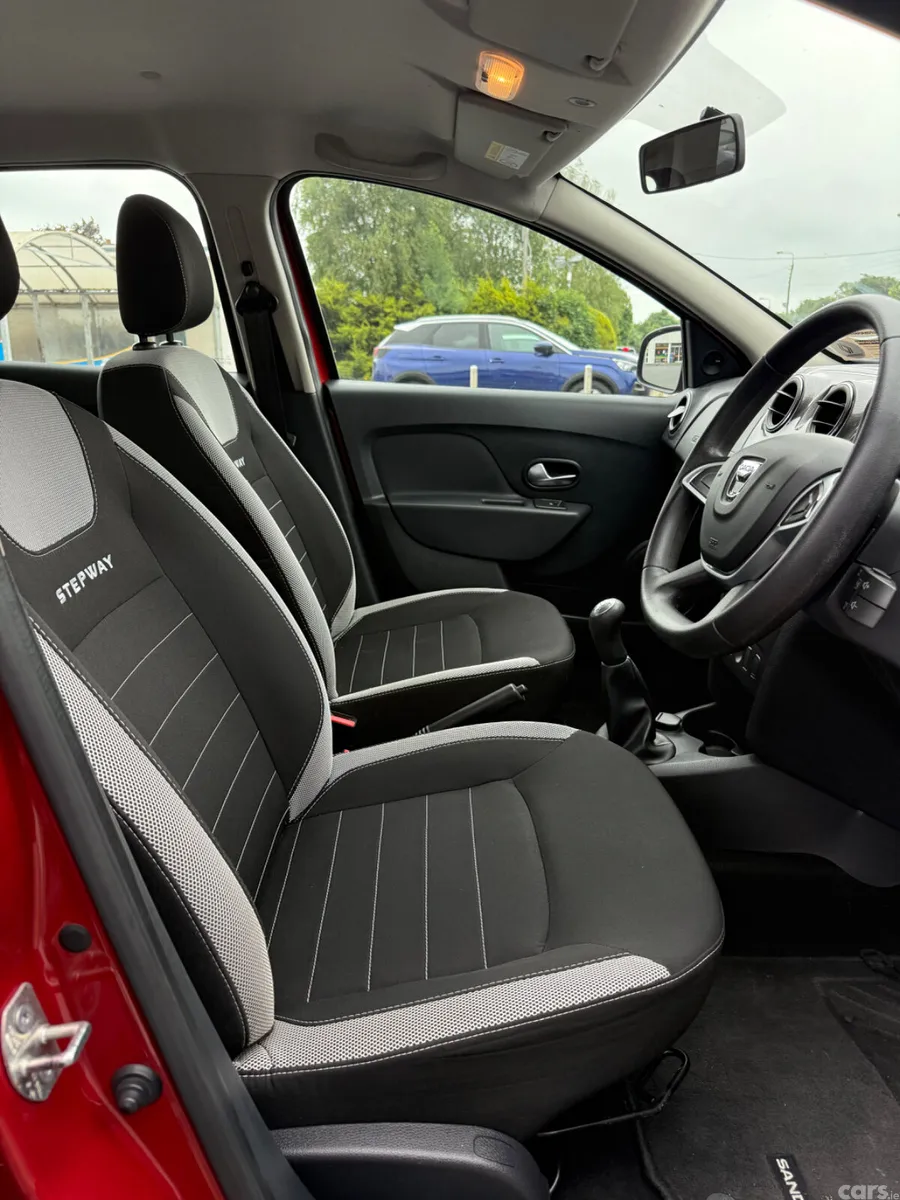 Dacia Sandero Stepway Hatchback, Diesel, 2018, Red