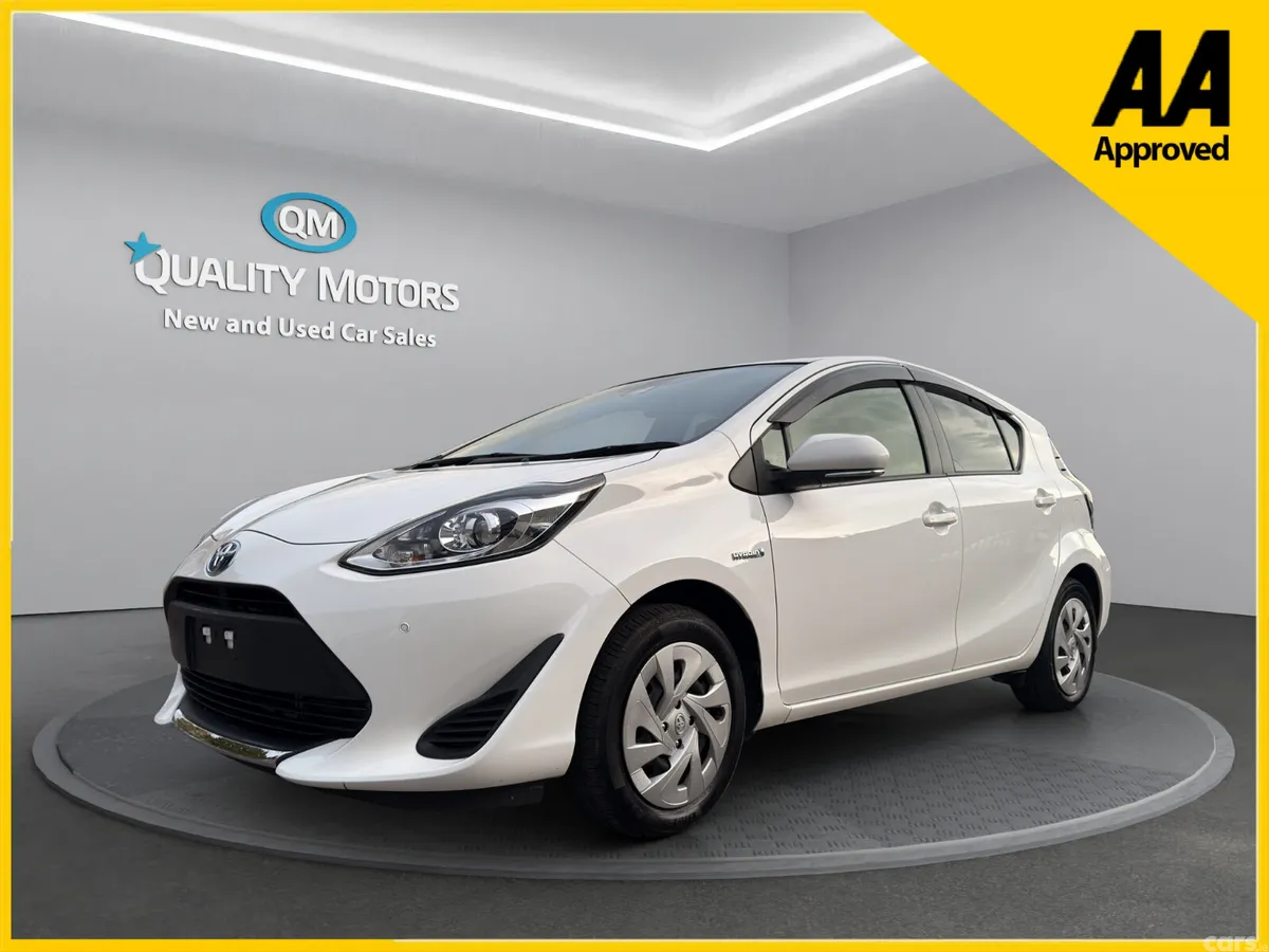 Toyota Aqua Hatchback, Petrol Hybrid, 2020, White