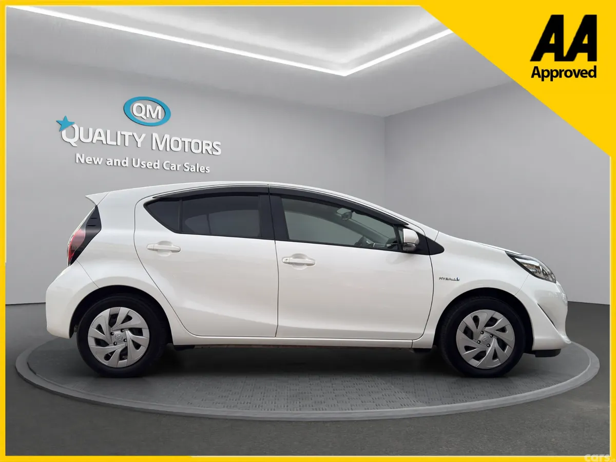 Toyota Aqua Hatchback, Petrol Hybrid, 2020, White