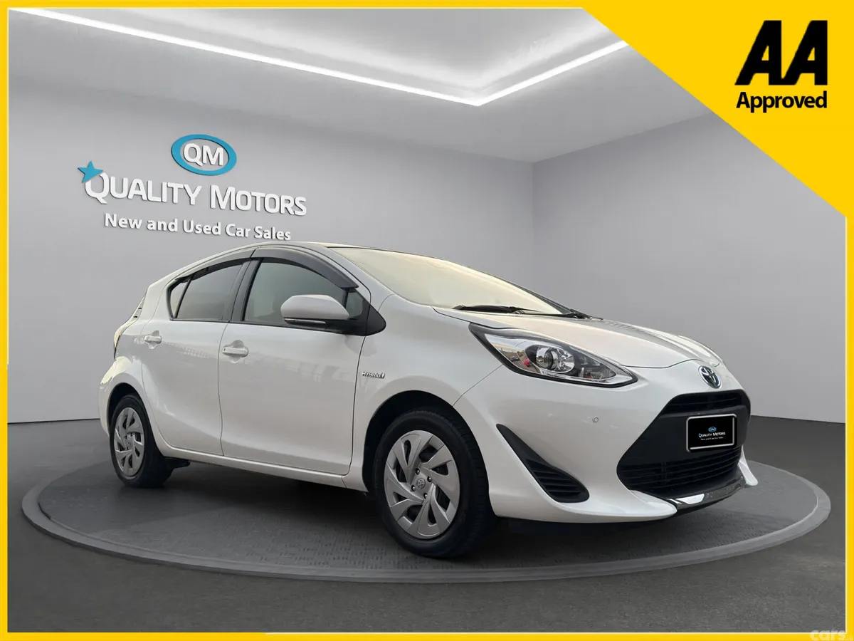 Toyota Aqua Hatchback, Petrol Hybrid, 2020, White
