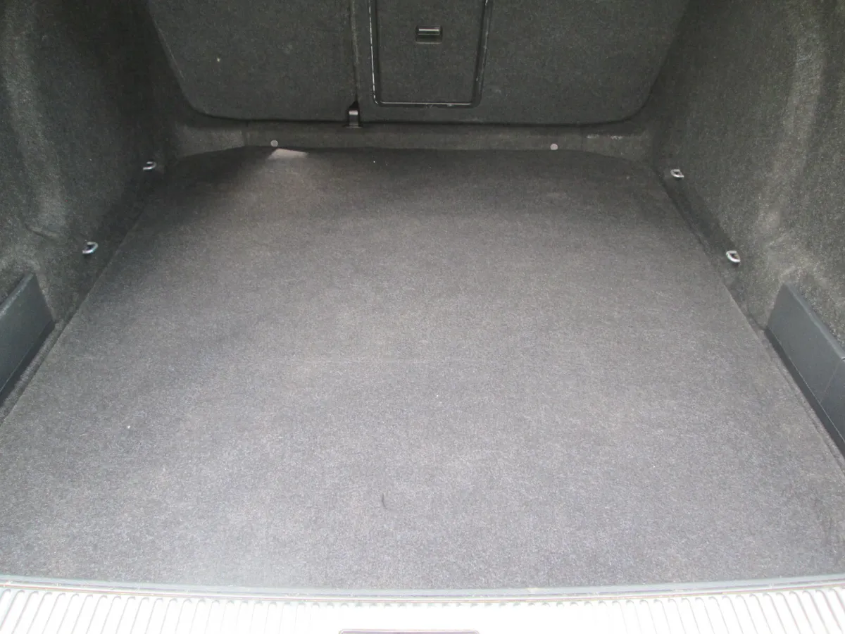 Skoda Superb Estate, Diesel, 2018, Silver