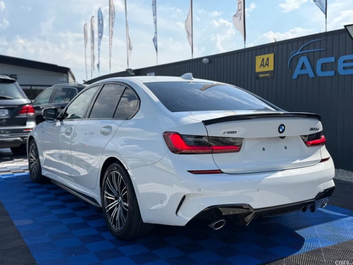 BMW 3-Series Saloon, Diesel, 2019, White