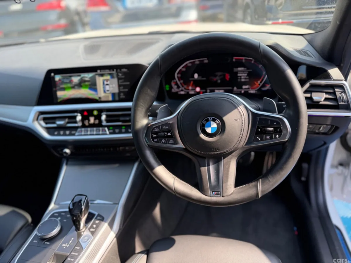 BMW 3-Series Saloon, Diesel, 2019, White