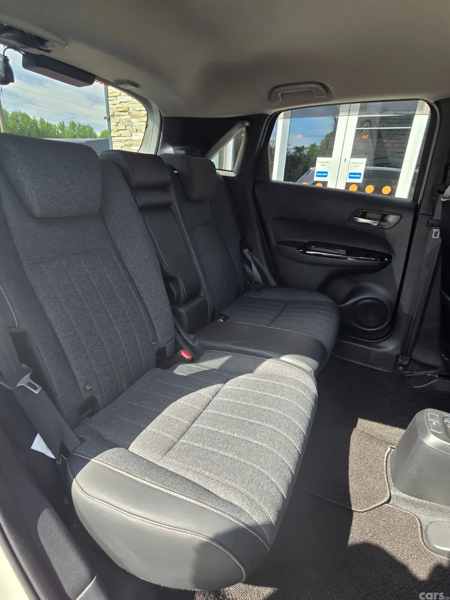 Honda Fit Hatchback, Petrol Hybrid, 2021, White