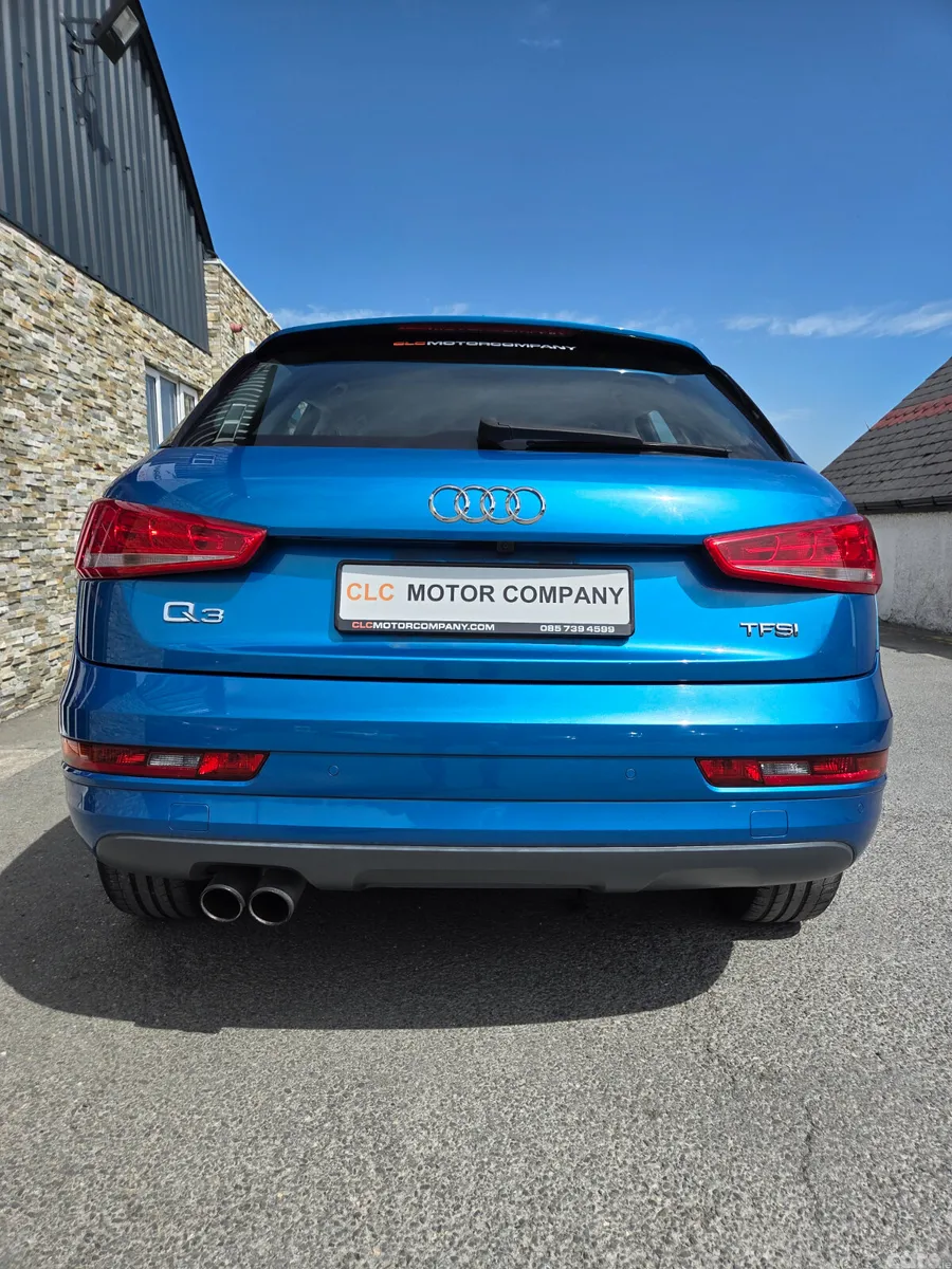 Audi Q3 Hatchback, Petrol, 2015, Blue
