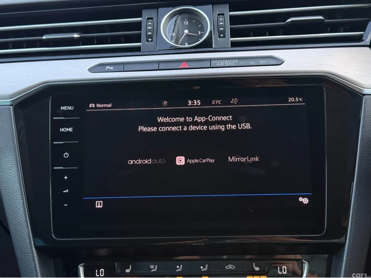 Volkswagen Passat Estate, Diesel, 2018, White