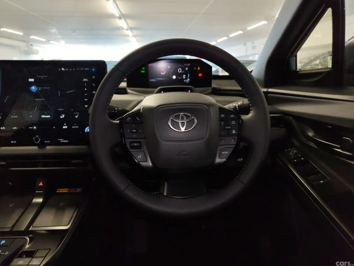 Toyota C-HR Estate, Electric, 2026, Green