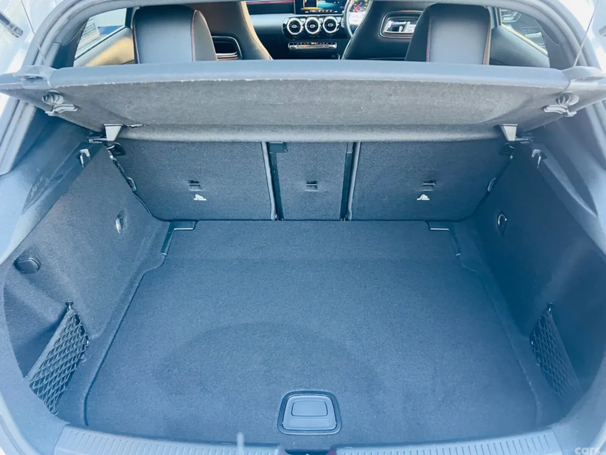 Mercedes-Benz A-Class Hatchback, Diesel, 2019, Silver