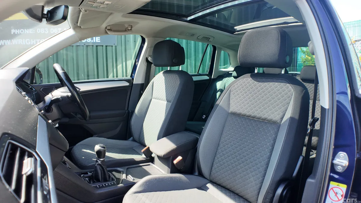 Volkswagen Tiguan SUV, Diesel, 2018, Blue