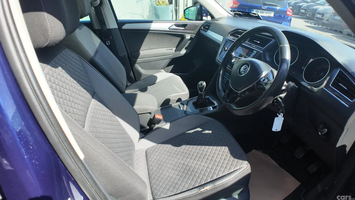 Volkswagen Tiguan SUV, Diesel, 2018, Blue