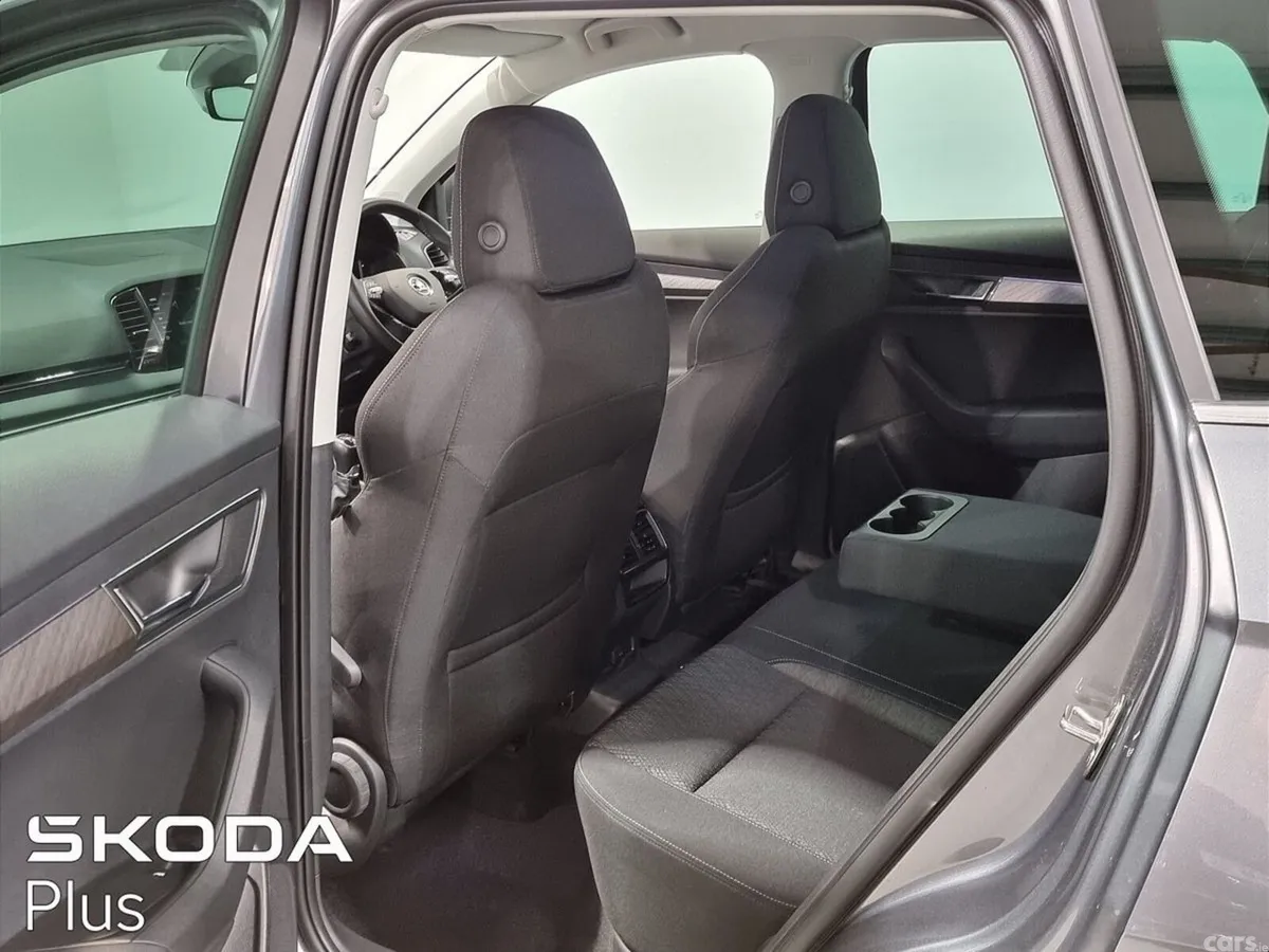 Skoda Karoq SUV, Diesel, 2022, Grey