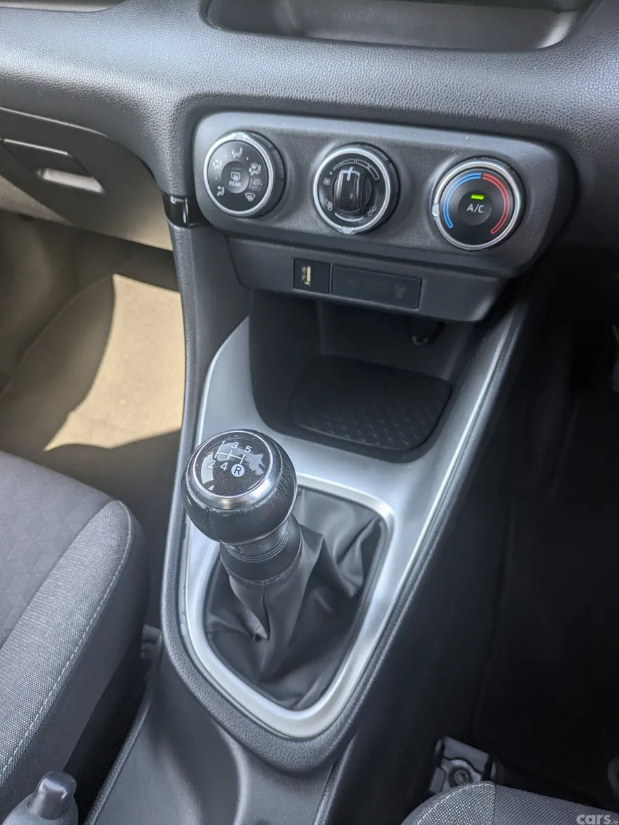 Toyota Yaris Hatchback, Petrol, 2022, Red