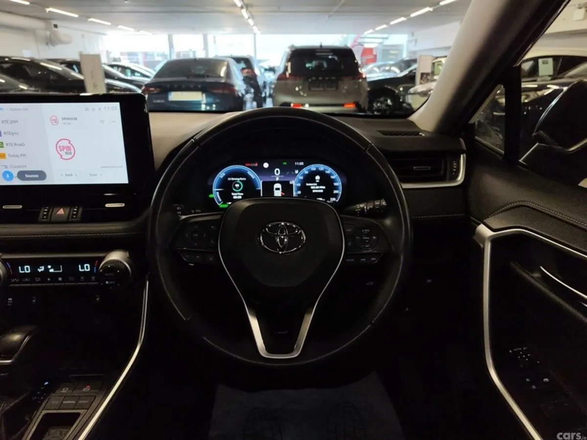 Toyota RAV4 SUV, Petrol Hybrid, 2023, Grey