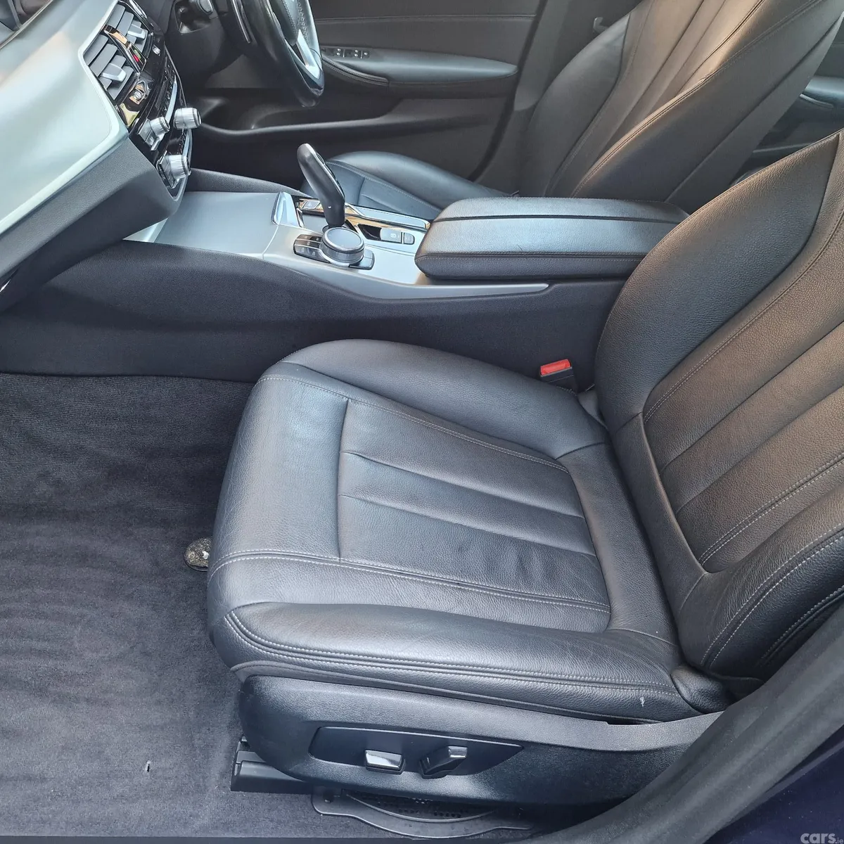 BMW 5-Series Saloon, Diesel, 2019, Blue