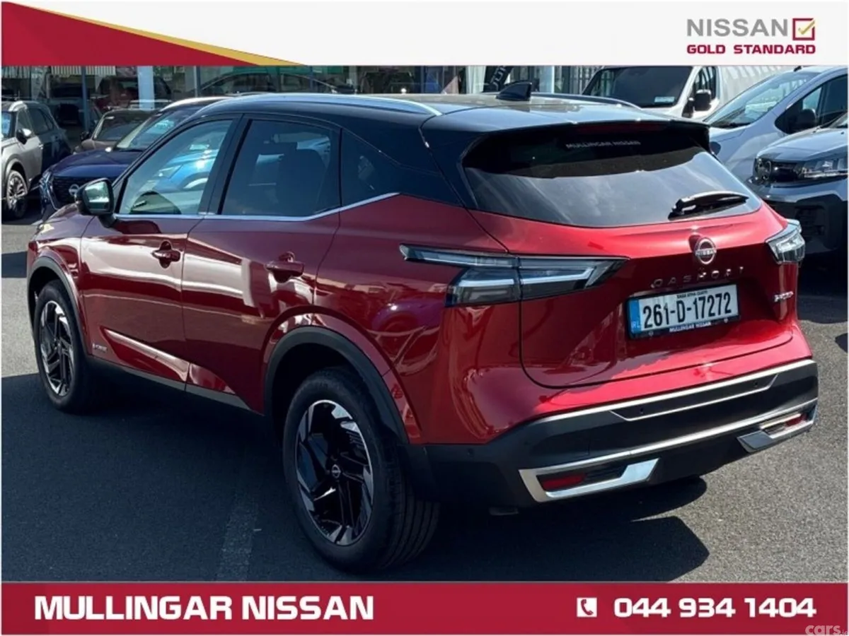 Nissan Qashqai SUV, Petrol Hybrid, 2026, Red