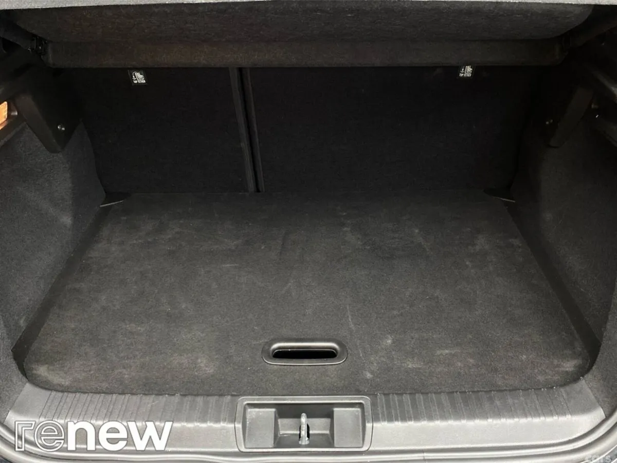 Renault Captur Hatchback, Petrol, 2025, Black