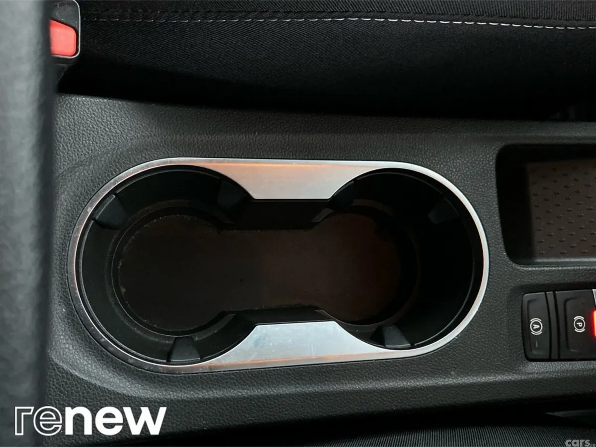 Renault Captur Hatchback, Petrol, 2025, Black
