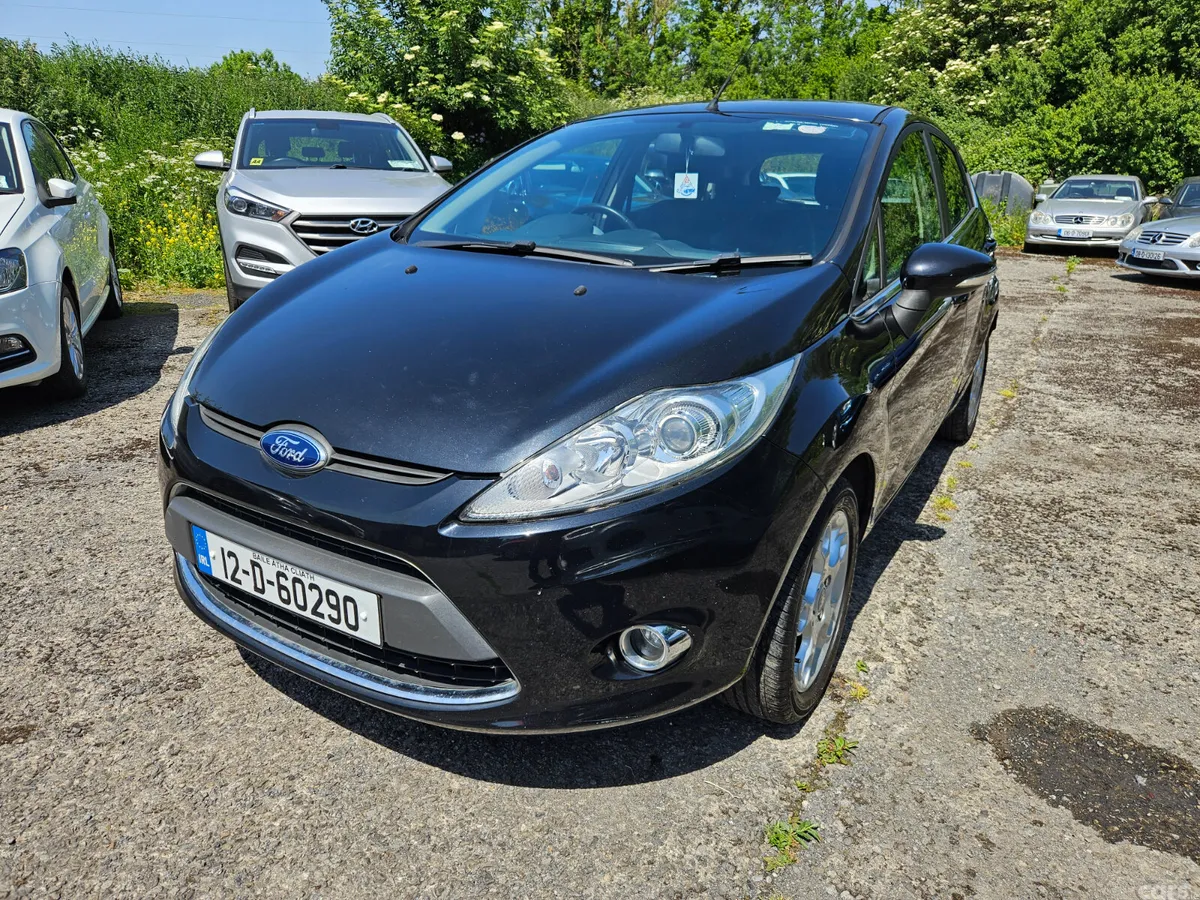 Ford Fiesta Hatchback, Petrol, 2012, Black