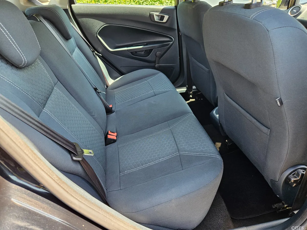 Ford Fiesta Hatchback, Petrol, 2012, Black
