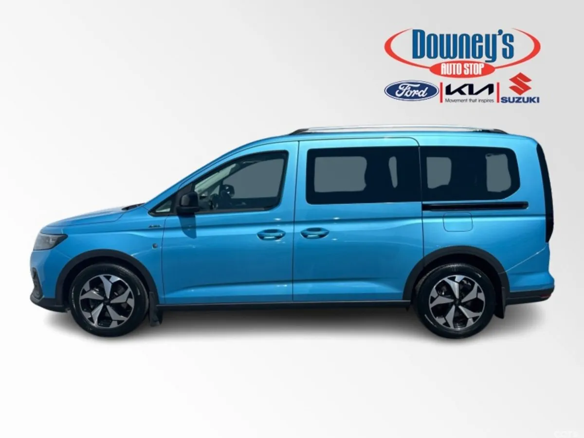 Ford Transit Connect MPV, Petrol, 2024, Blue