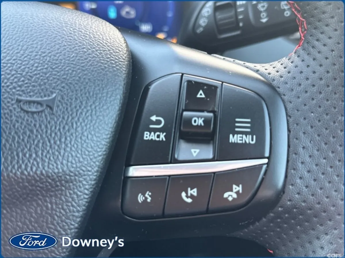Ford Kuga SUV, Petrol Hybrid, 2023, Grey