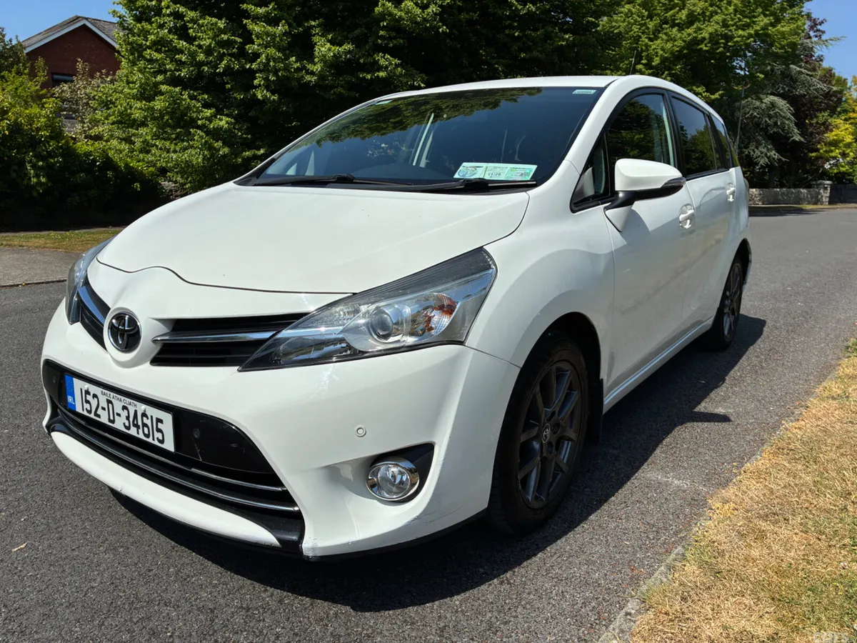 Toyota Verso MPV, Petrol, 2015, White