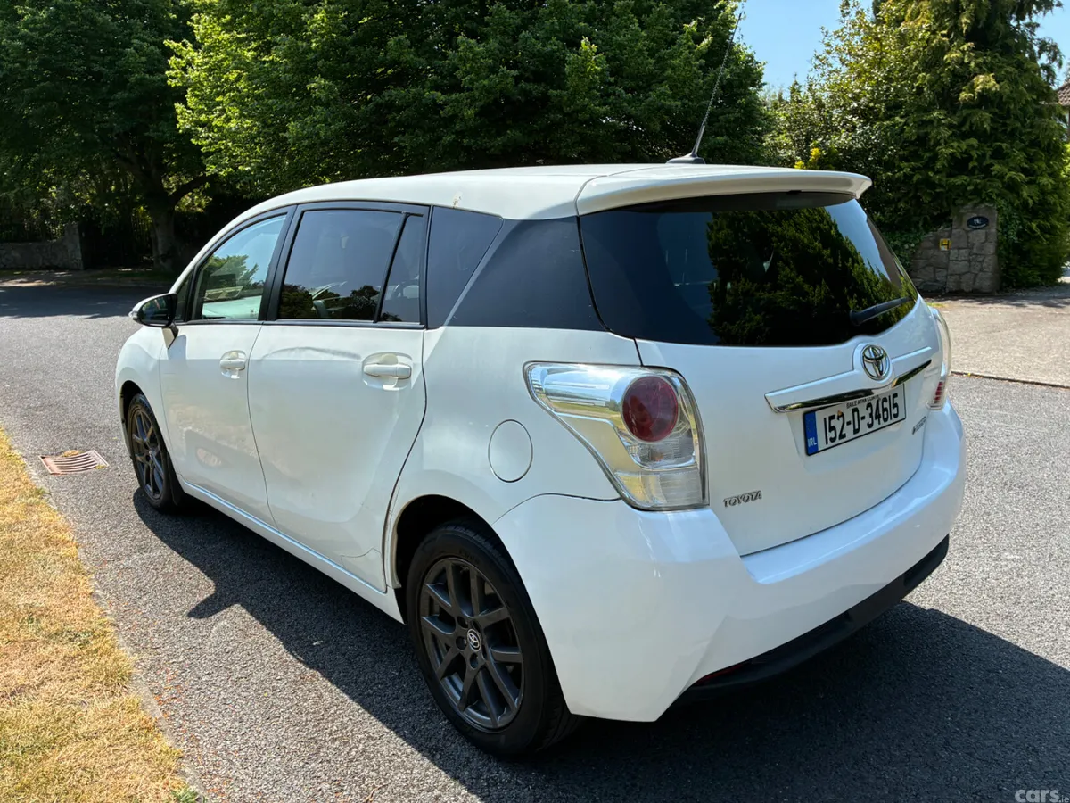 Toyota Verso MPV, Petrol, 2015, White