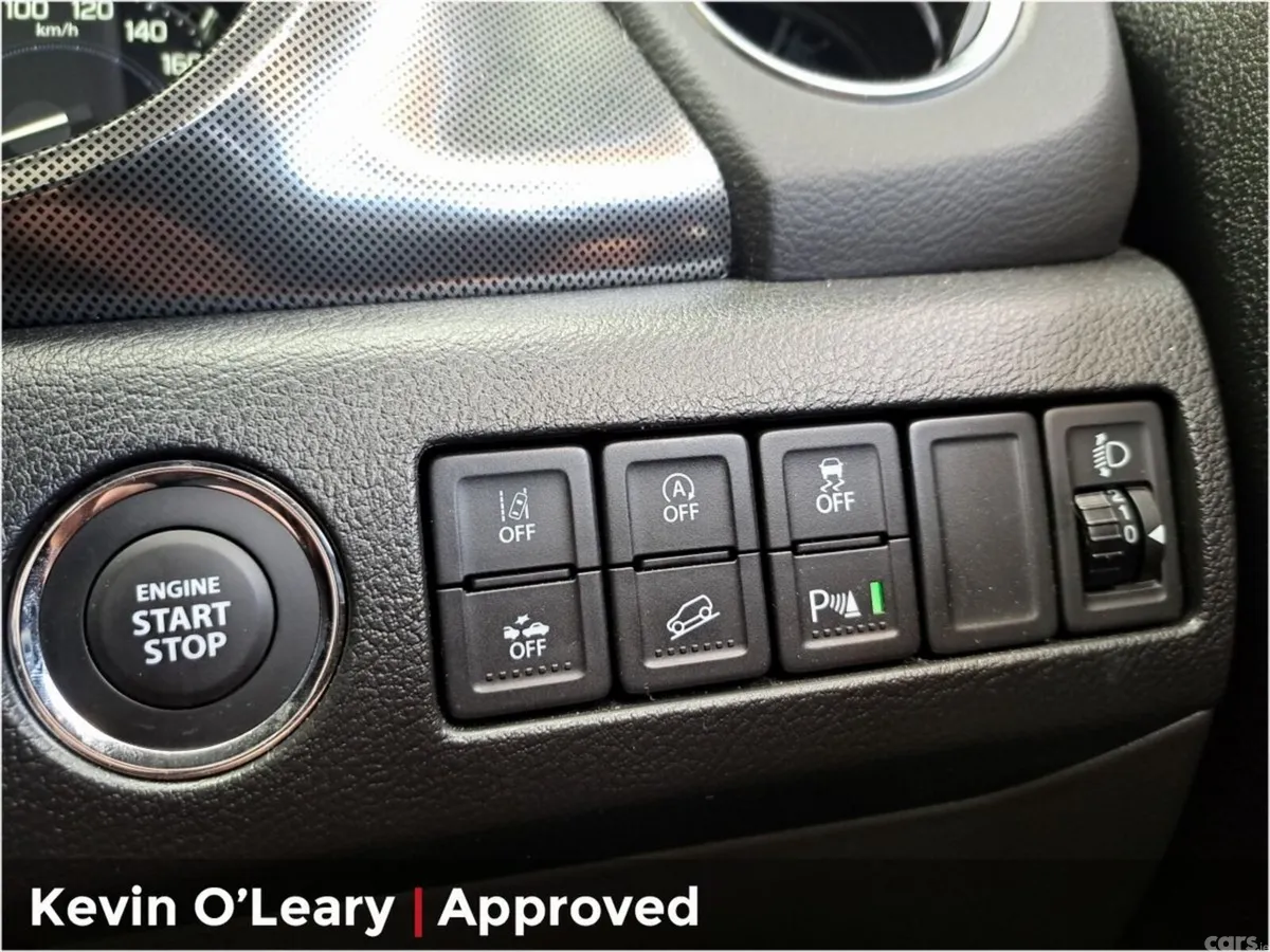 Suzuki Vitara SUV, Petrol Hybrid, 2025, White