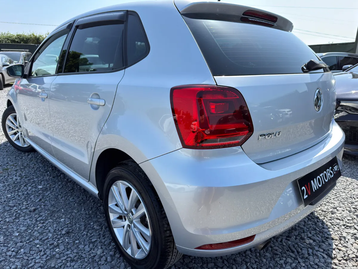 Volkswagen Polo Hatchback, Petrol, 2017, Silver