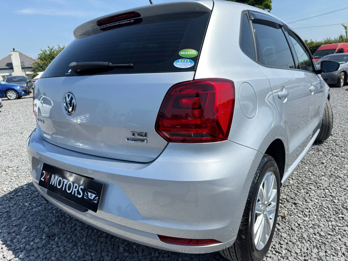 Volkswagen Polo Hatchback, Petrol, 2017, Silver