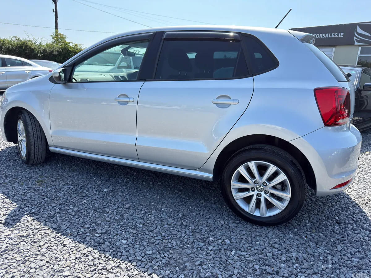Volkswagen Polo Hatchback, Petrol, 2017, Silver