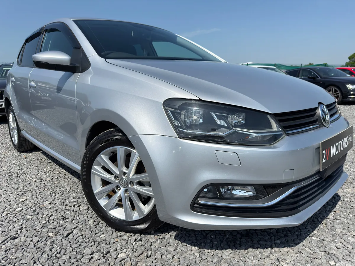 Volkswagen Polo Hatchback, Petrol, 2017, Silver