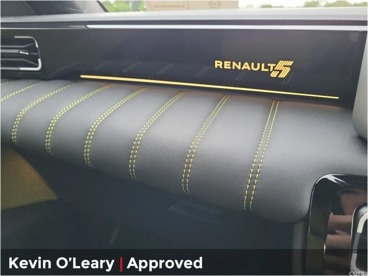 Renault 5 Hatchback, Electric, 2026, White