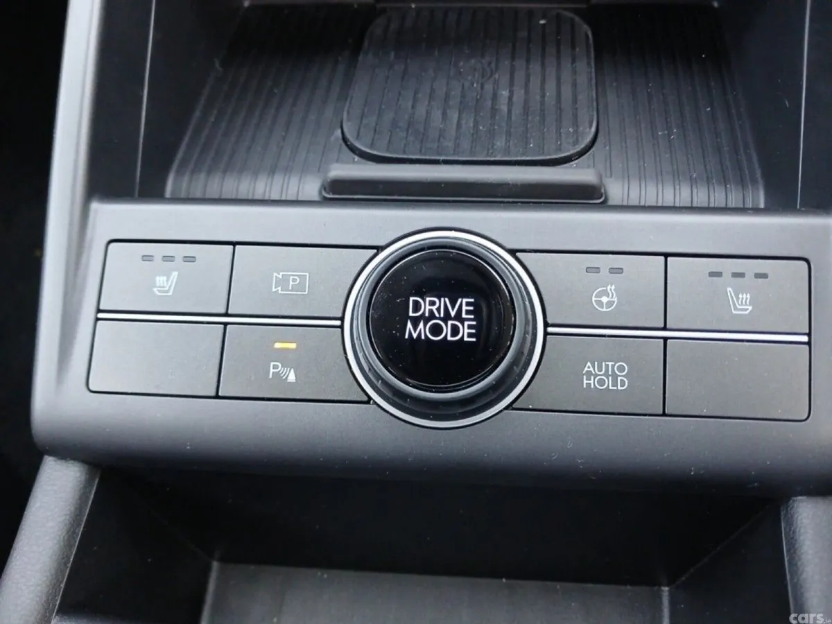 Hyundai KONA MPV, Electric, 2026, White