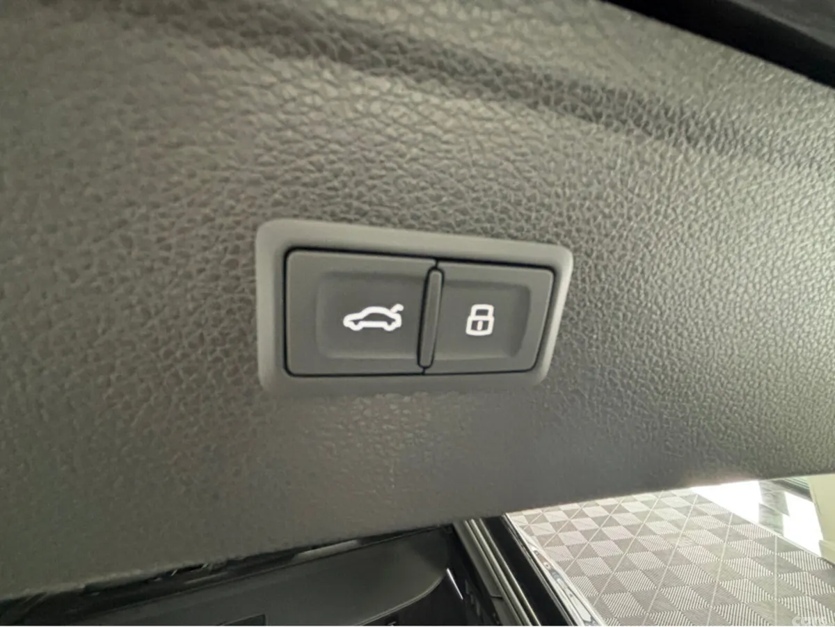 Audi Q5 SUV, Diesel, 2021, Black