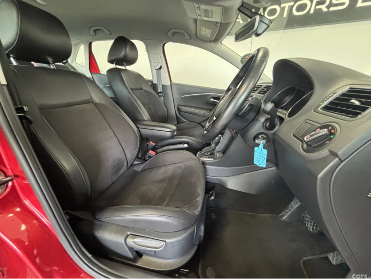 Volkswagen Polo Hatchback, Petrol, 2016, Red