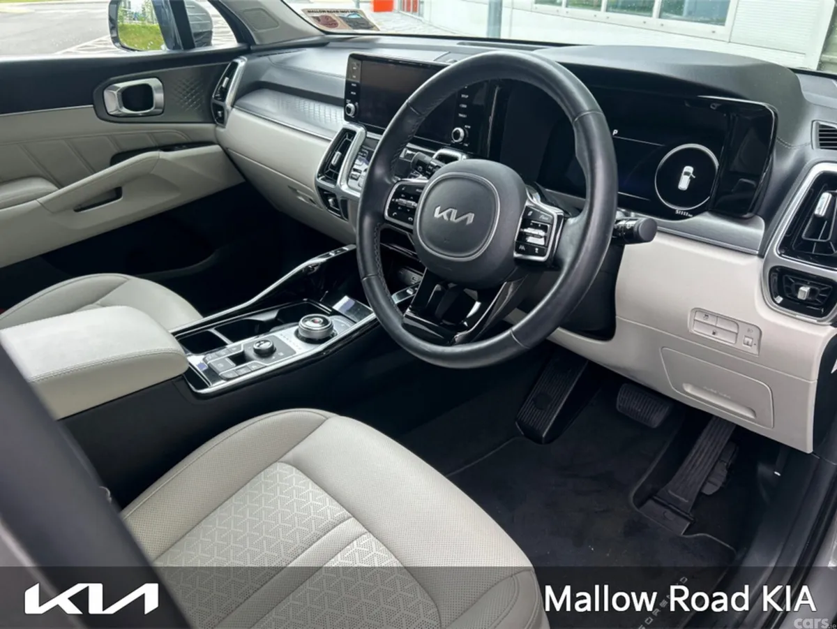 Kia Sorento MPV, Petrol Plug-in Hybrid, 2023, Grey