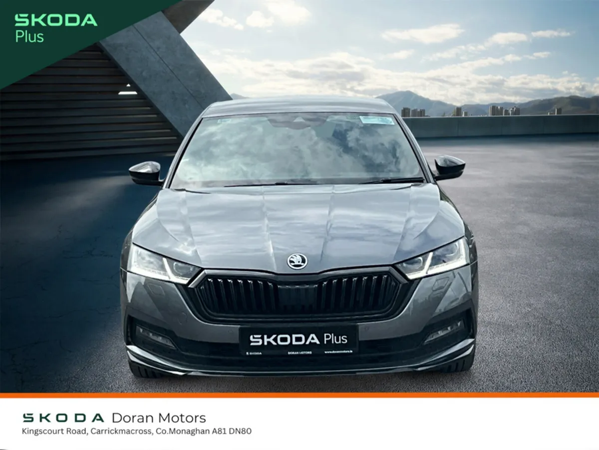 Skoda Octavia Hatchback, Diesel, 2024, Grey