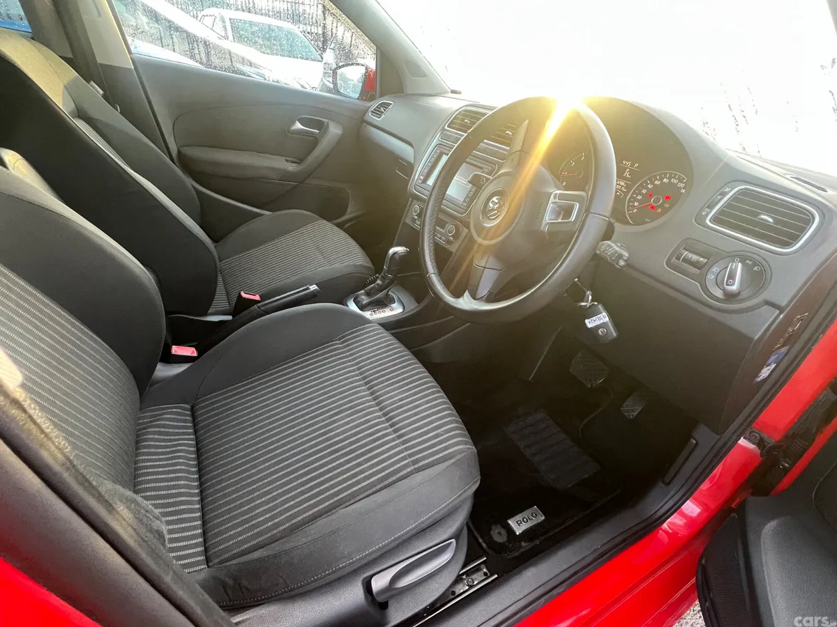 Volkswagen Polo Hatchback, Petrol, 2013, Red