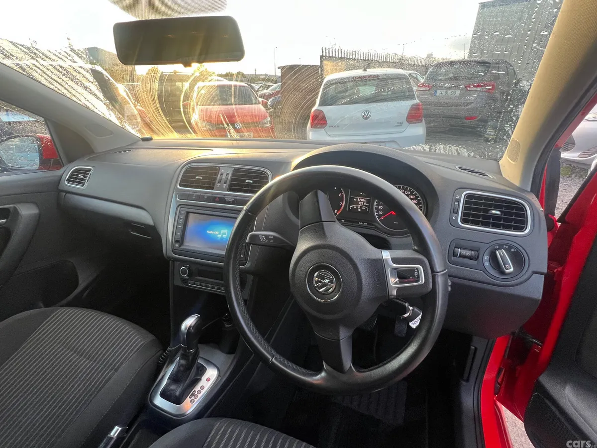 Volkswagen Polo Hatchback, Petrol, 2013, Red