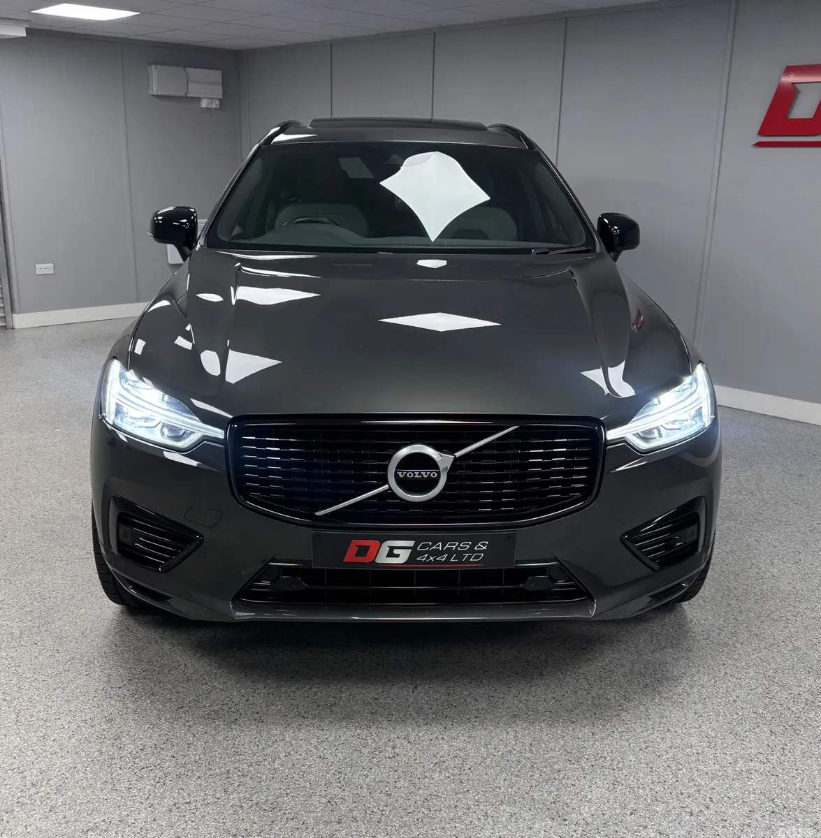 Volvo XC60 SUV, Petrol Plug-in Hybrid, 2021, Grey