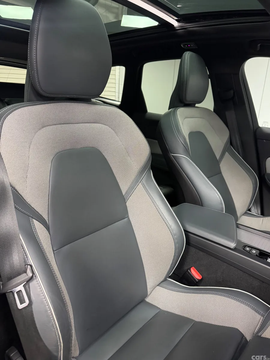 Volvo XC60 SUV, Petrol Plug-in Hybrid, 2021, Grey