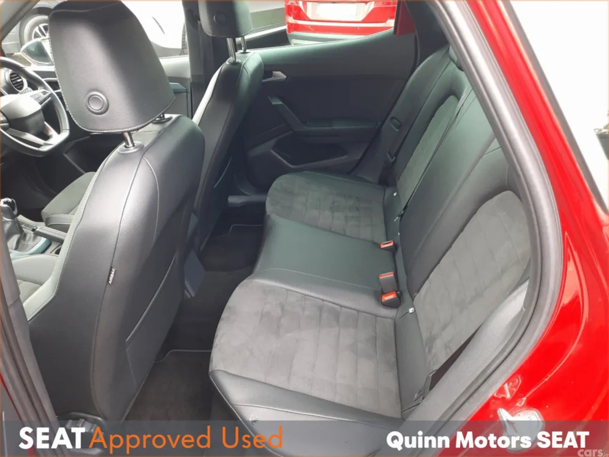 SEAT Arona Hatchback, Petrol, 2024, Red